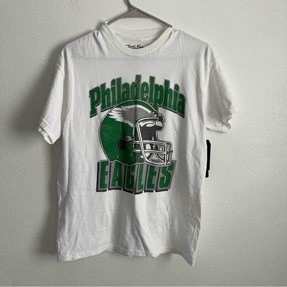 NWT Junk Food Clothing Philadelphia Eagles short sleeve tee shirt size small